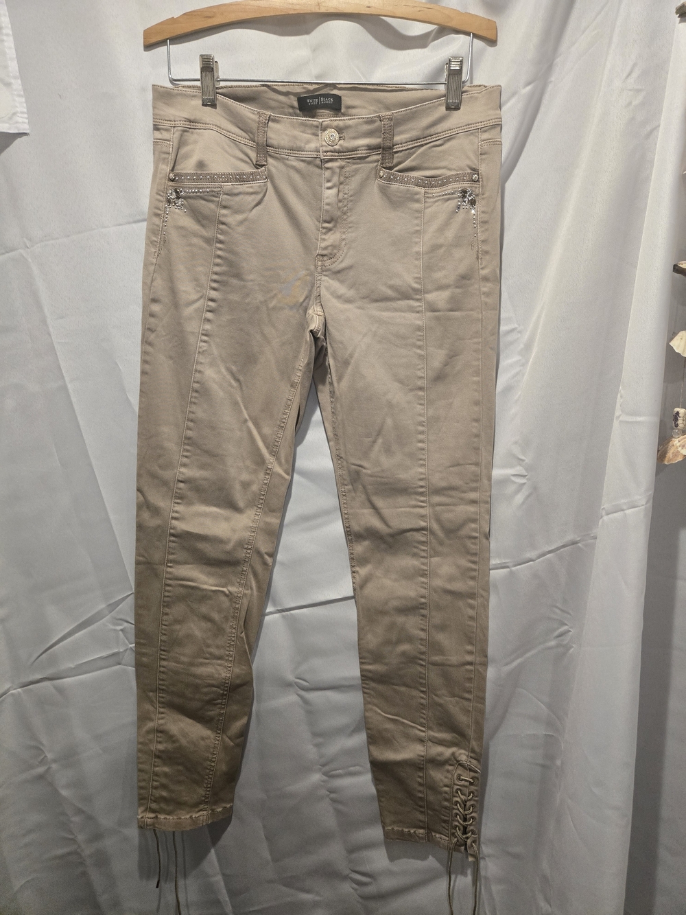 White House Black Market Beige Lace-Up Hem Skinny Jeans
